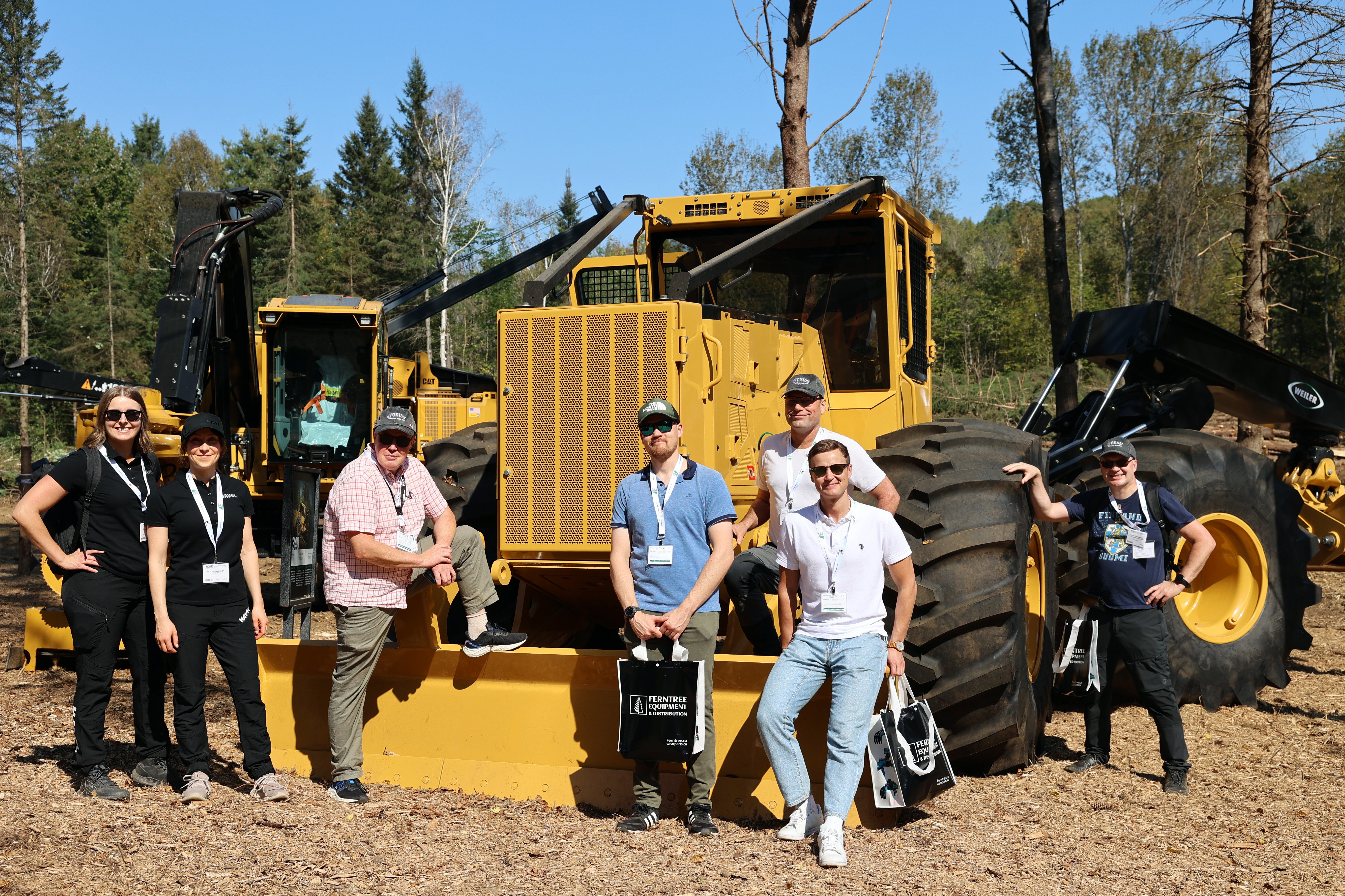 Forest Joensuu delegaatio DEMO International messuilla