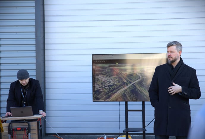 Janne-Hietala-Kelluu-web